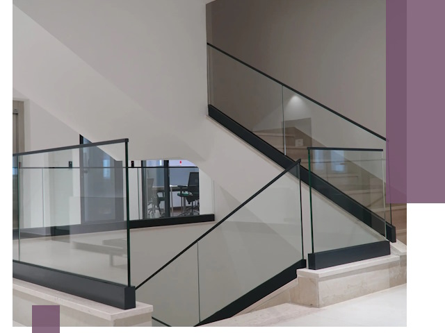 Стеклянные перила премиум-класса с установкой в Ишимбае